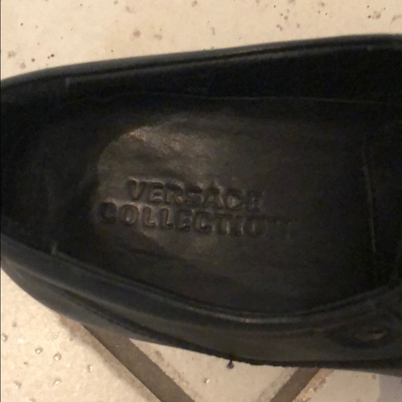 Authentic Versace Collectors Dress shoes - Picture 2 of 4